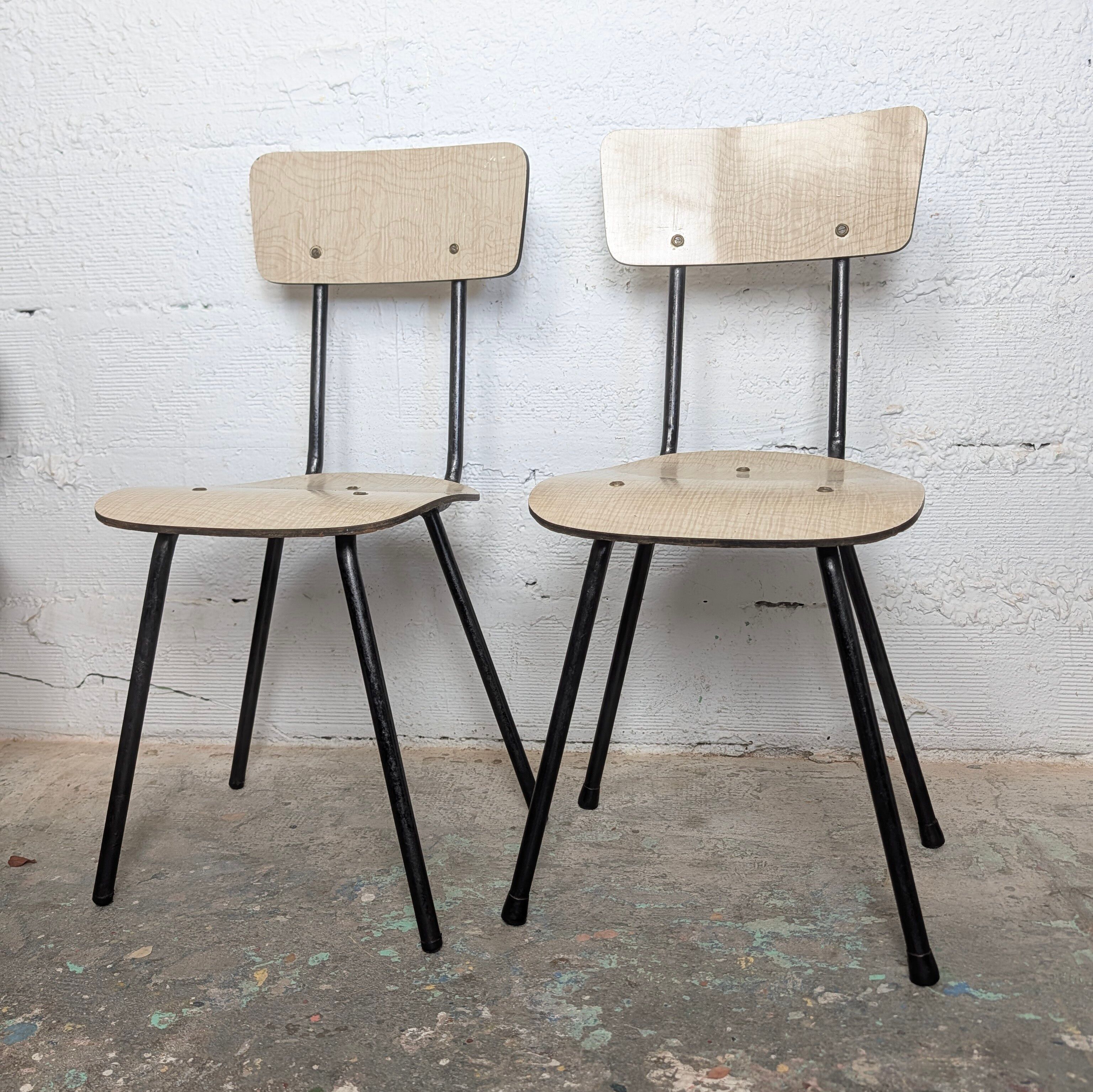 Duo de chaises formica vintage pieds compas années 60