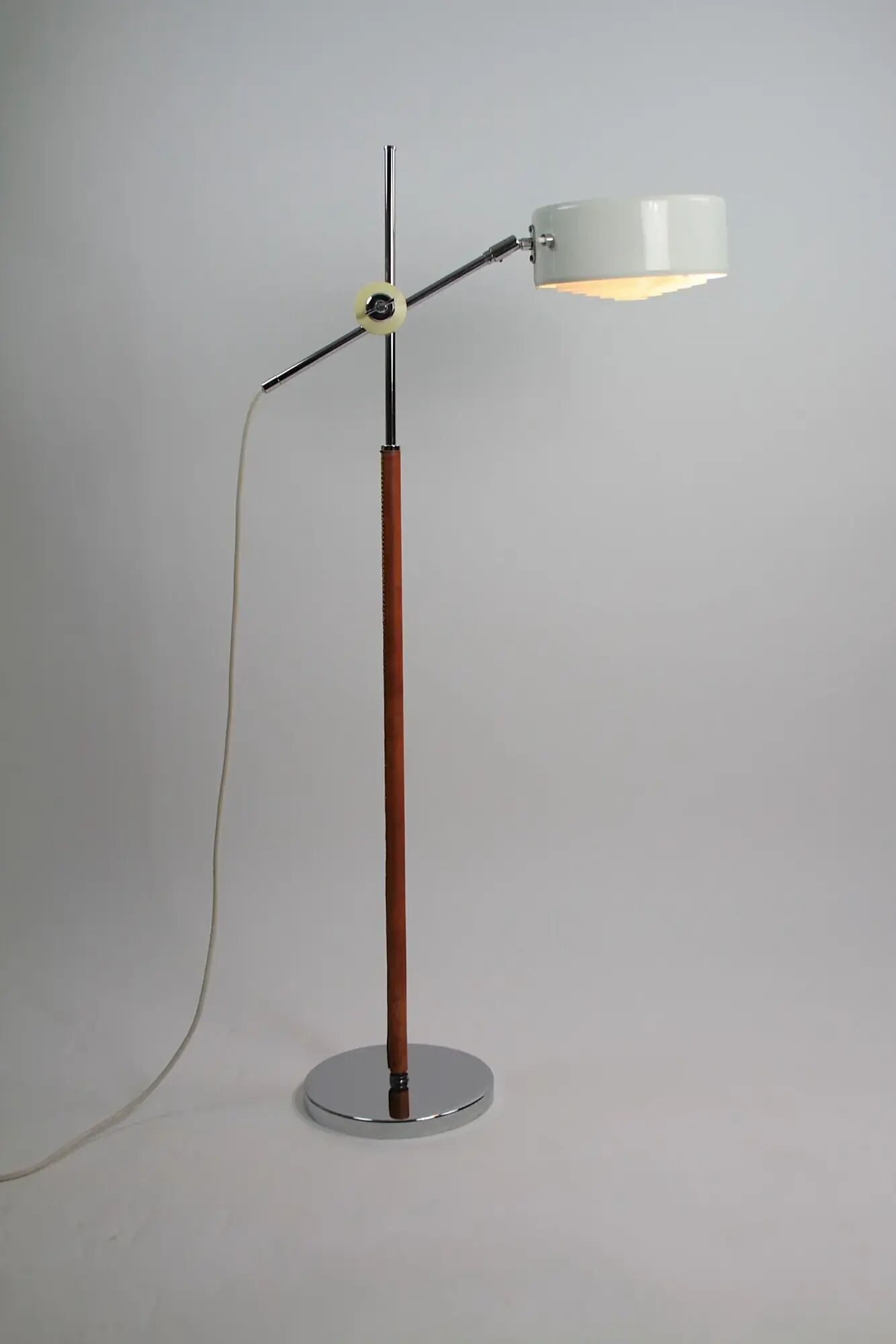 Floor lamp model 591G 2S/J “Simris/Olympia” by Anders Pehrson for Ateljé Lyktan, Sweden, 1960s