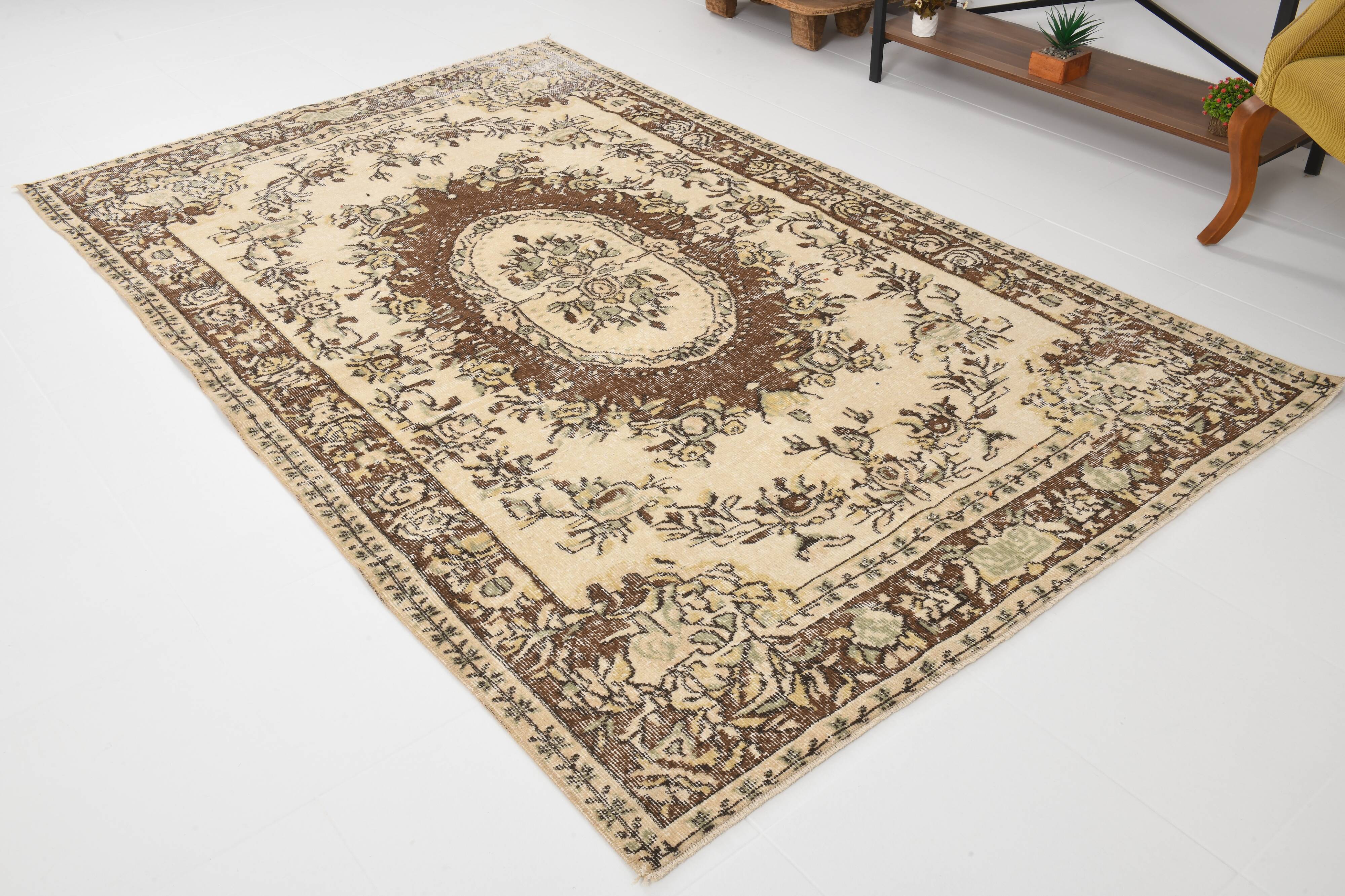 5x9 Cream & Brown Turkish Vintage Rug 162x260Cm SK 24779