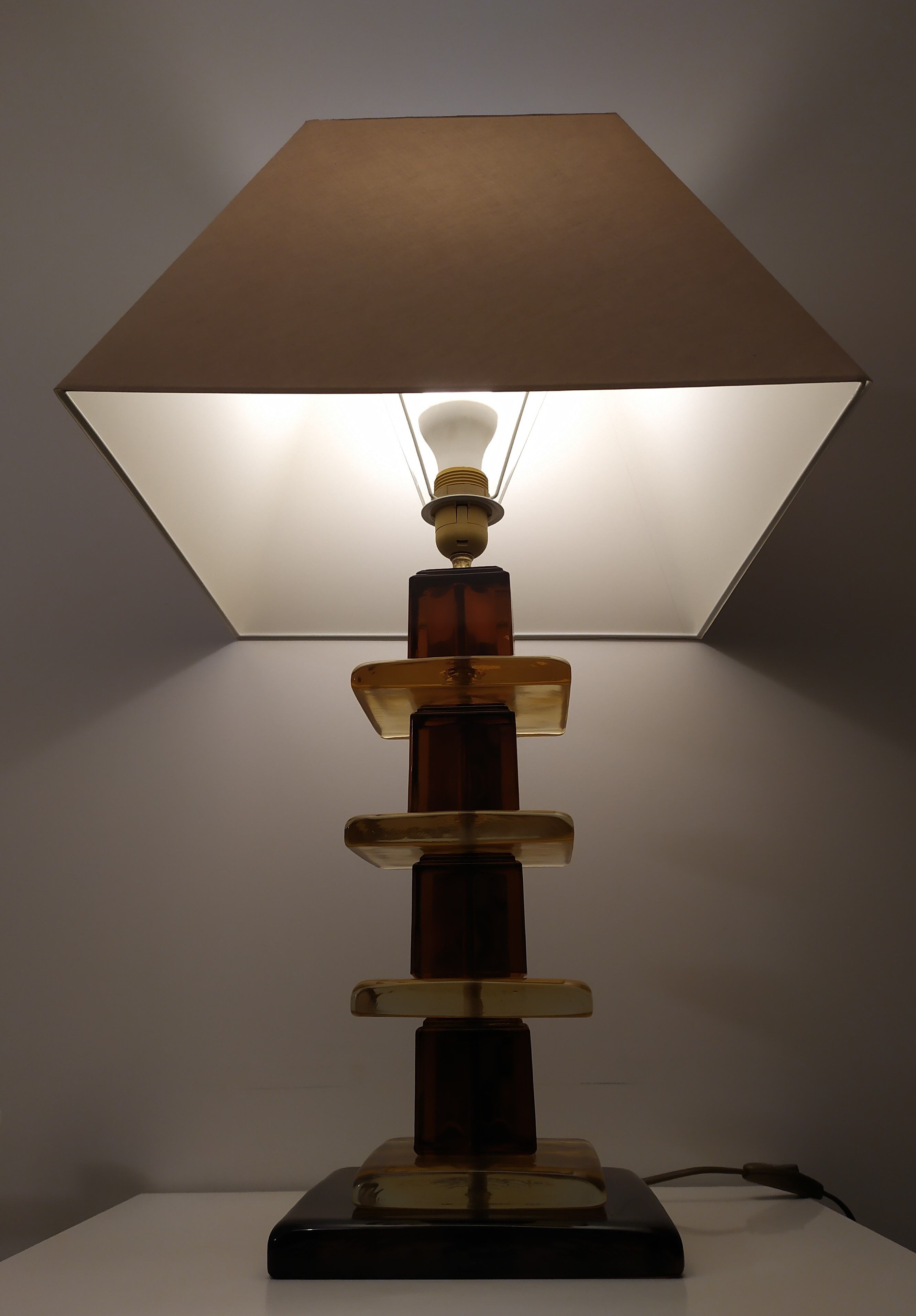 Imposing Murano glass lamp