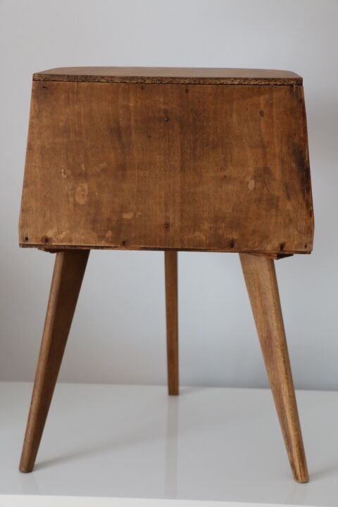 Oak-plated tripod 1950