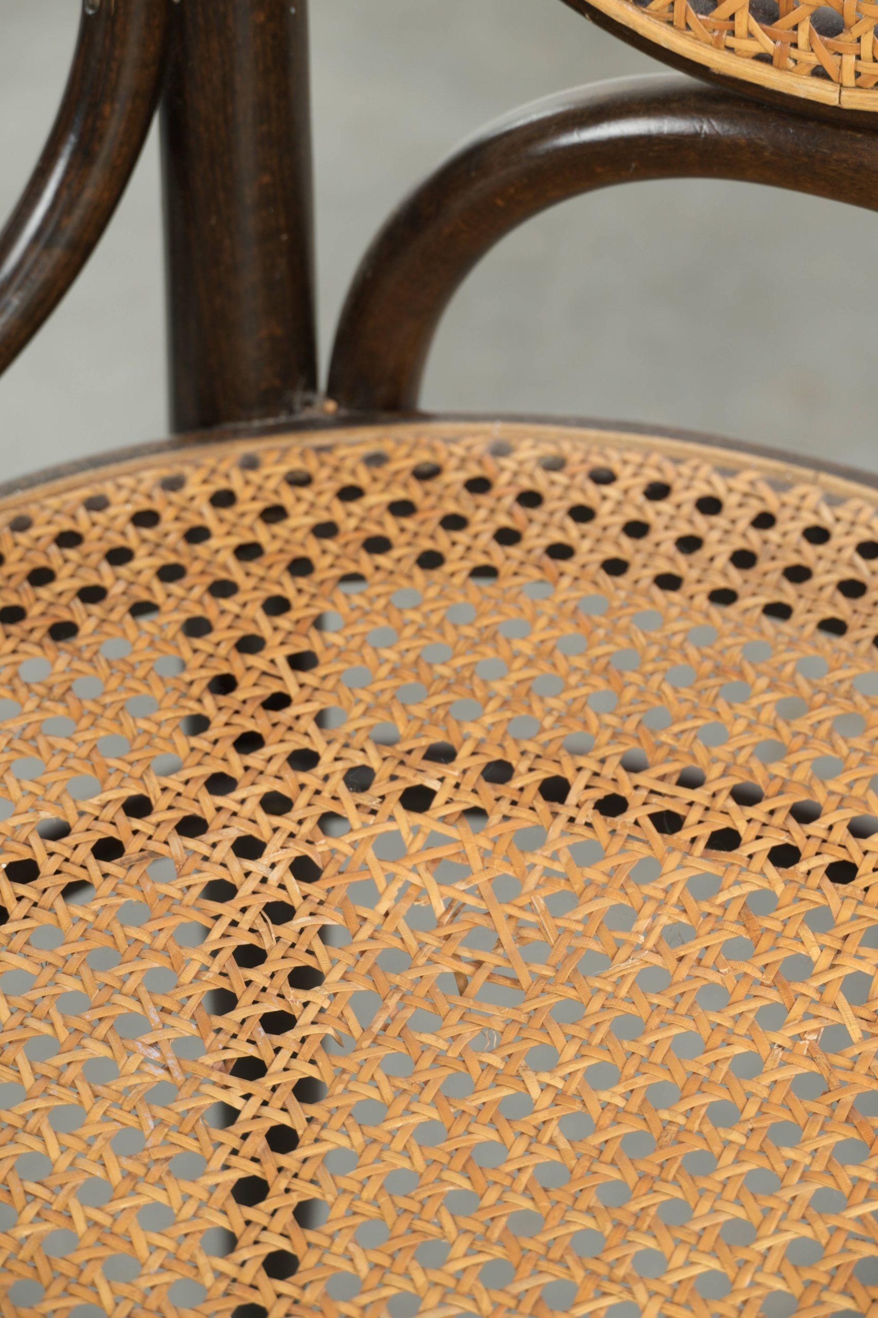 Set of 2 original vintage Thonet design webbing dining chairs with bentwood