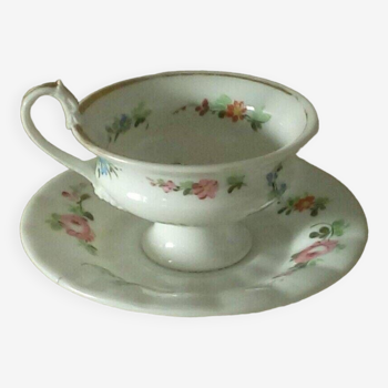 Coffee tea cup in Paris porcelain late 19th century