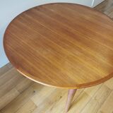 Scandinavian teak dining table signed Johannes Andersen for MSK Mobler