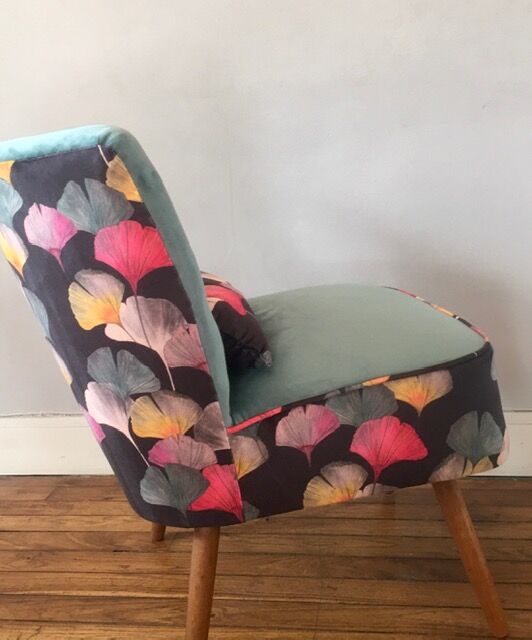 Cocktail armchair