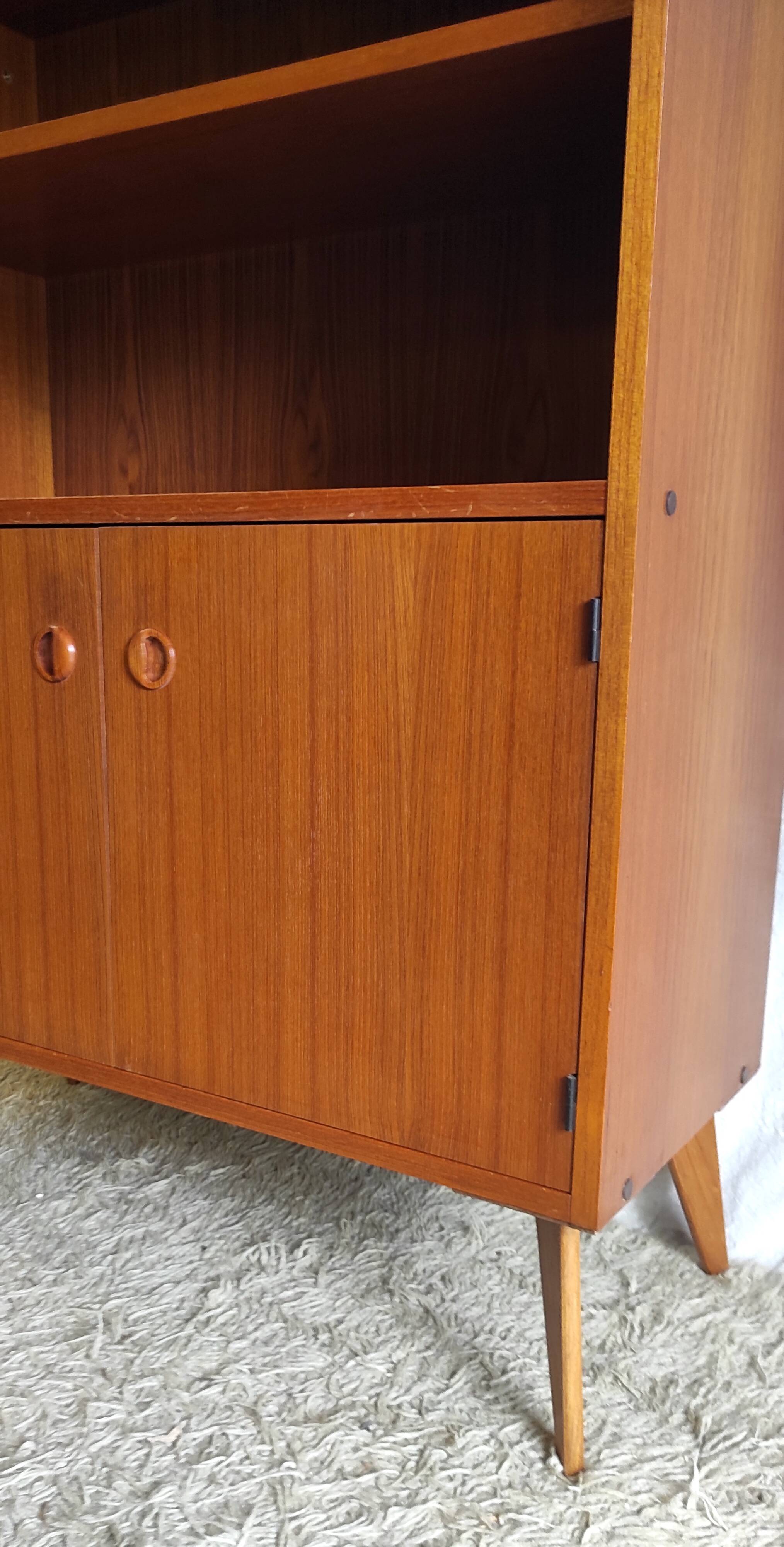 Scandinavian-style teak bookcase, 1960s