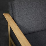 2 vintage oak and felt Danish chaise longues from the mid-century, 1960s.