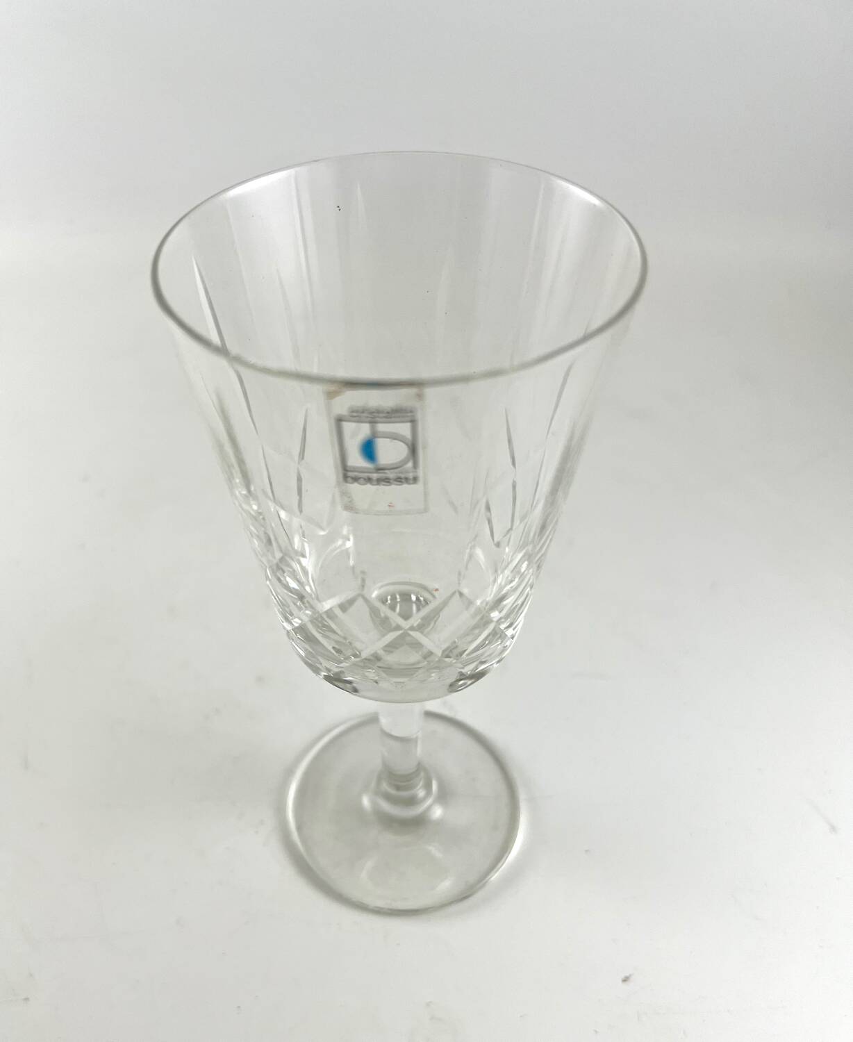 6 crystal wine stemmed glasses