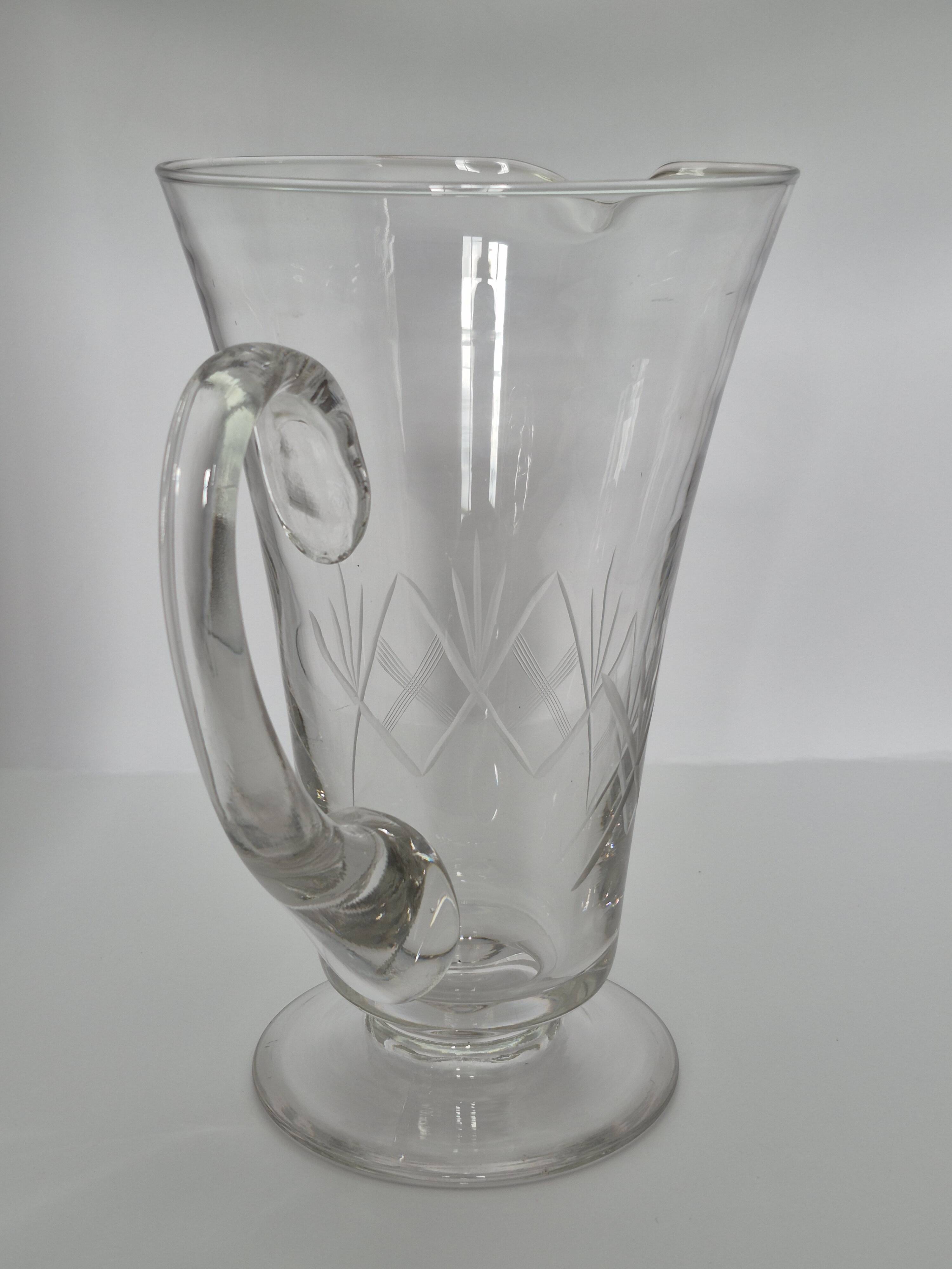 Cut crystal water jug from Fains – 21 cm – vintage