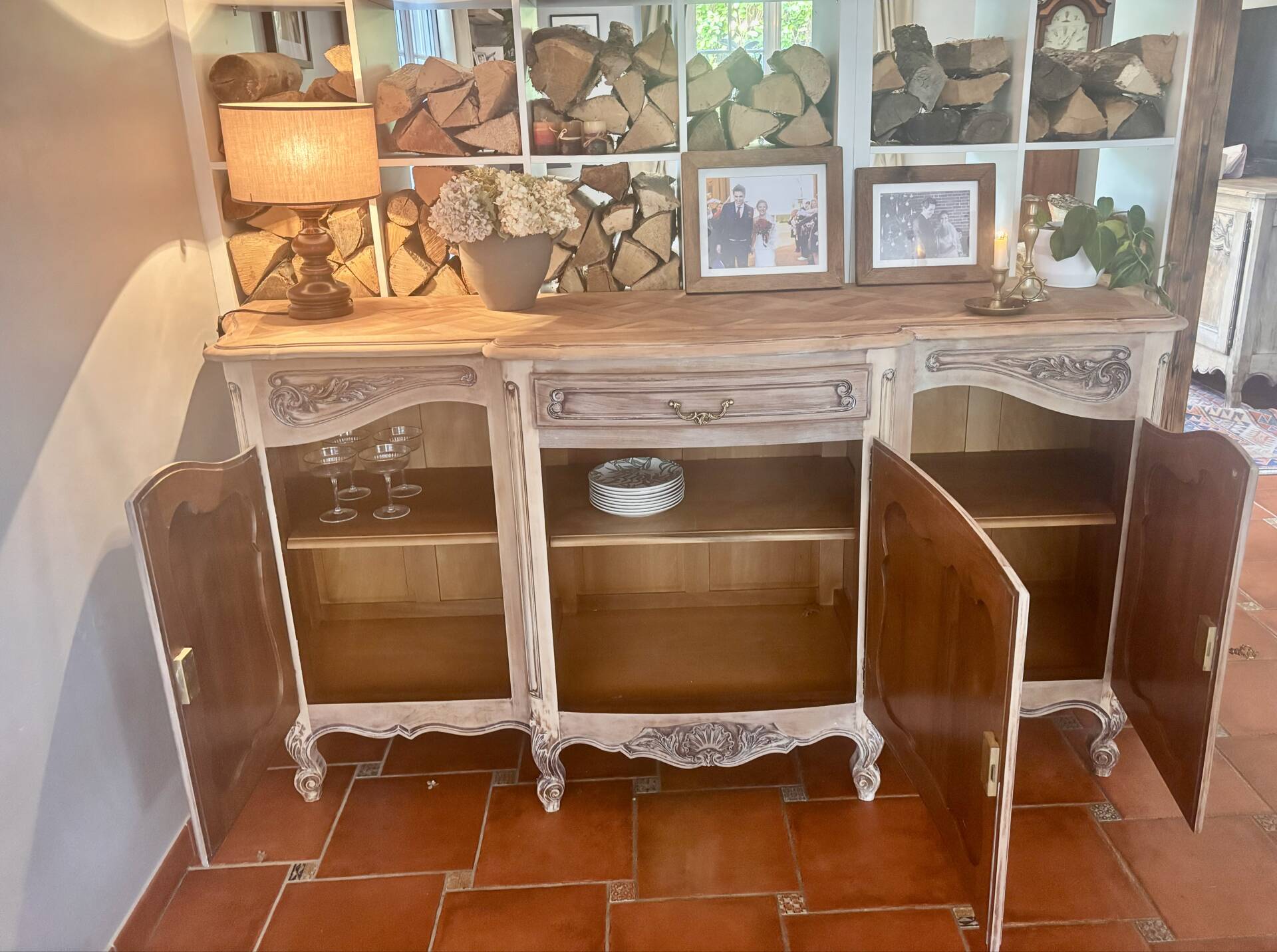 Antique grand buffet in solid oak – Louis XV style – Bleached wood –
