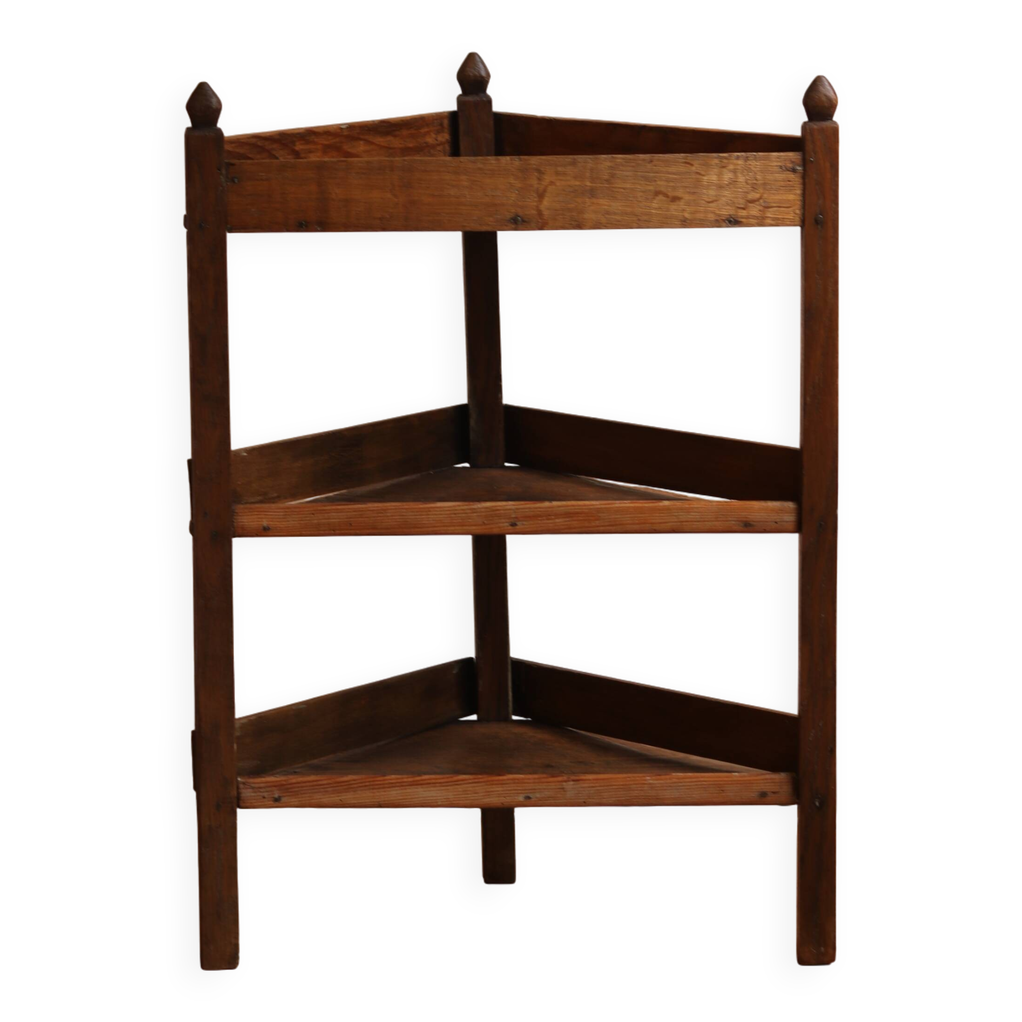 Small corner cabinet in oak, popular Burgundy work from the 19th century.