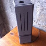 Lampe design en pierre volcanique