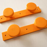 Double orange hooks 70's