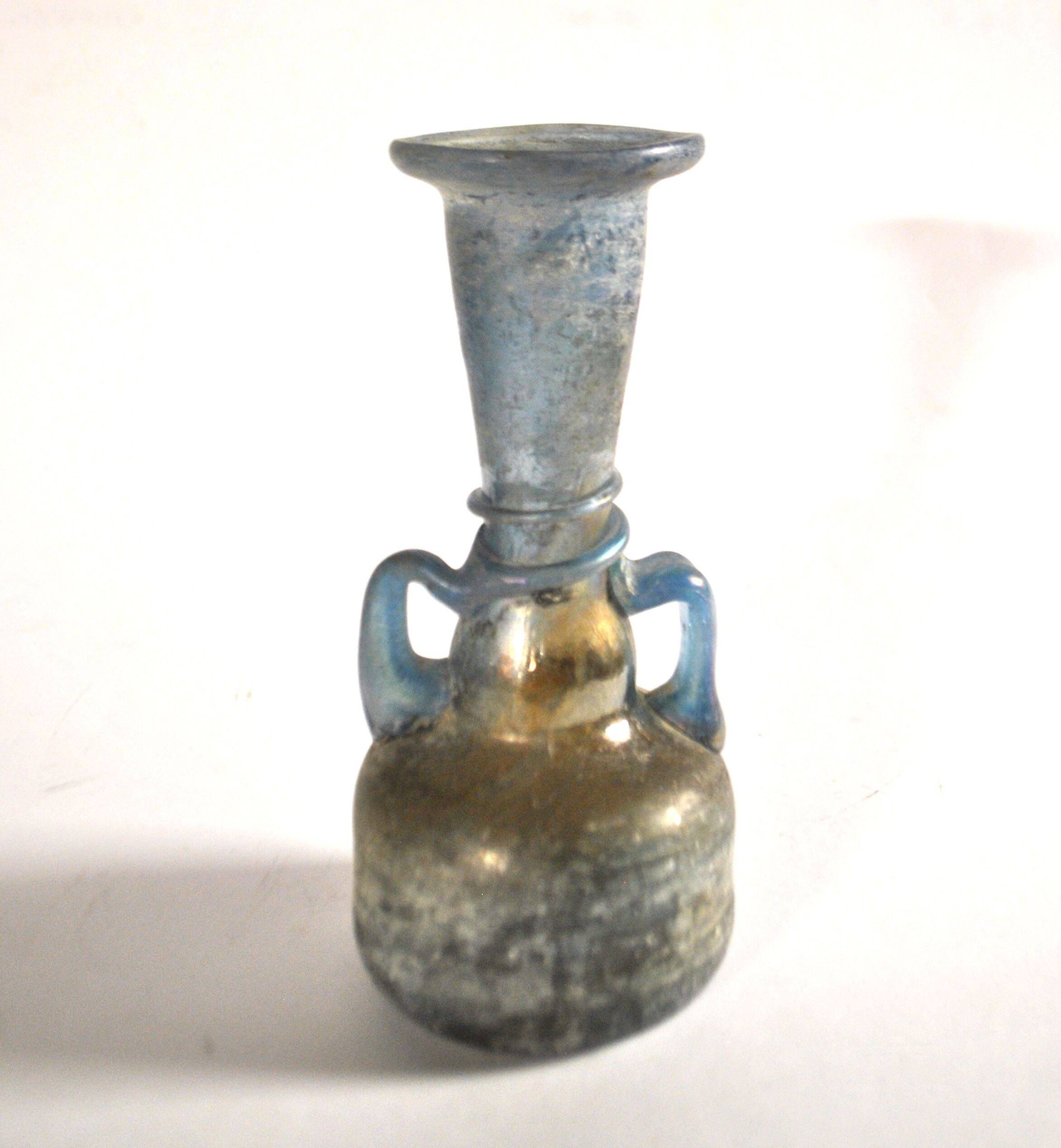 Ancient Murano vase amphora in iridescent blue blown glass – Italy