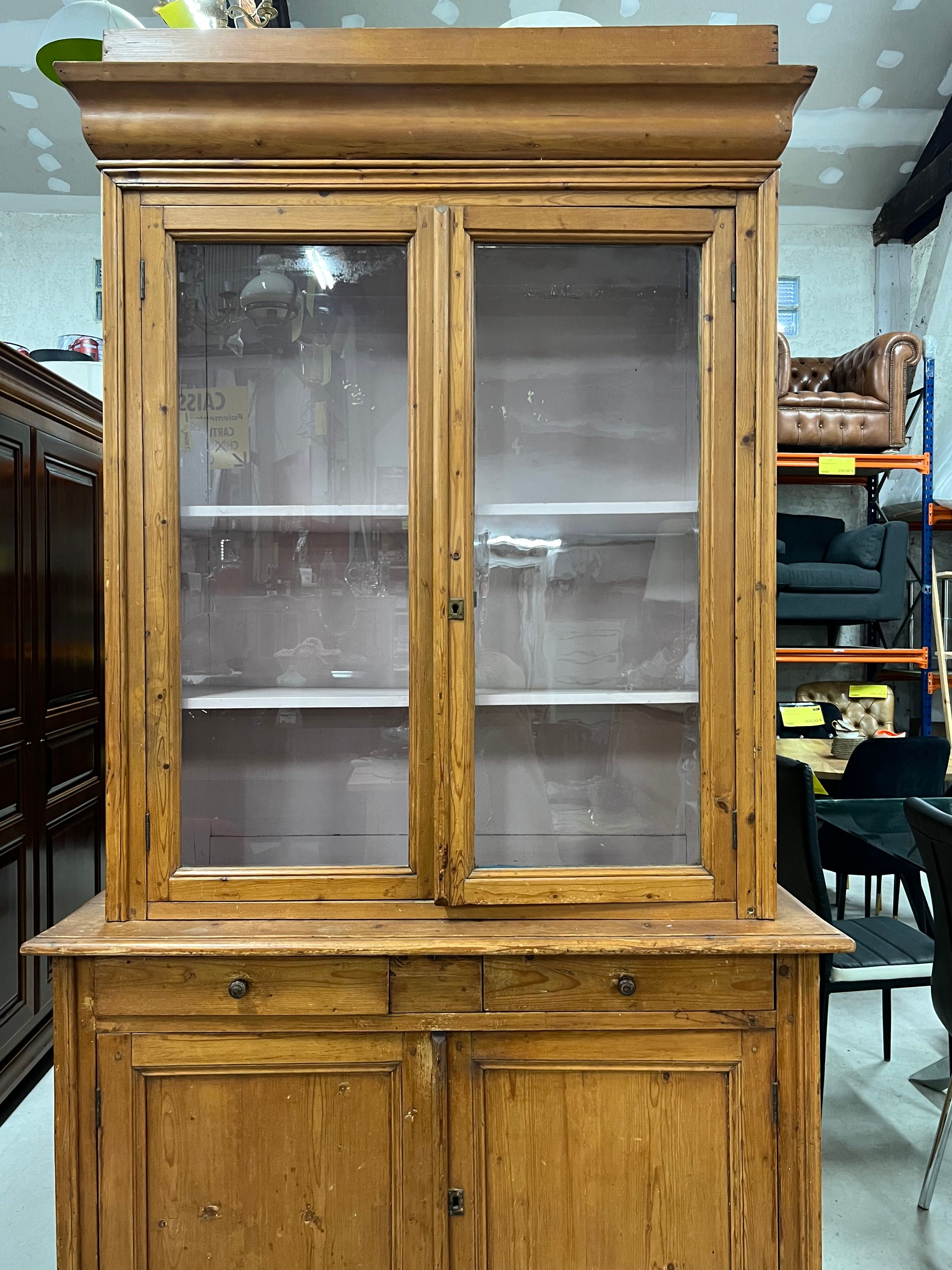 Library 2 bodies of Louis Philippe period