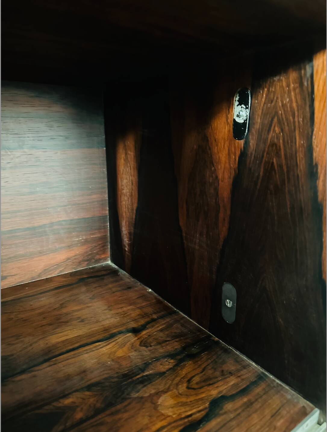 Modular bookshelf George Nelson & Associates OMNI system