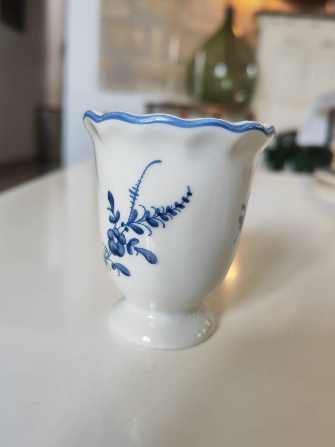 Chantilly porcelain vase