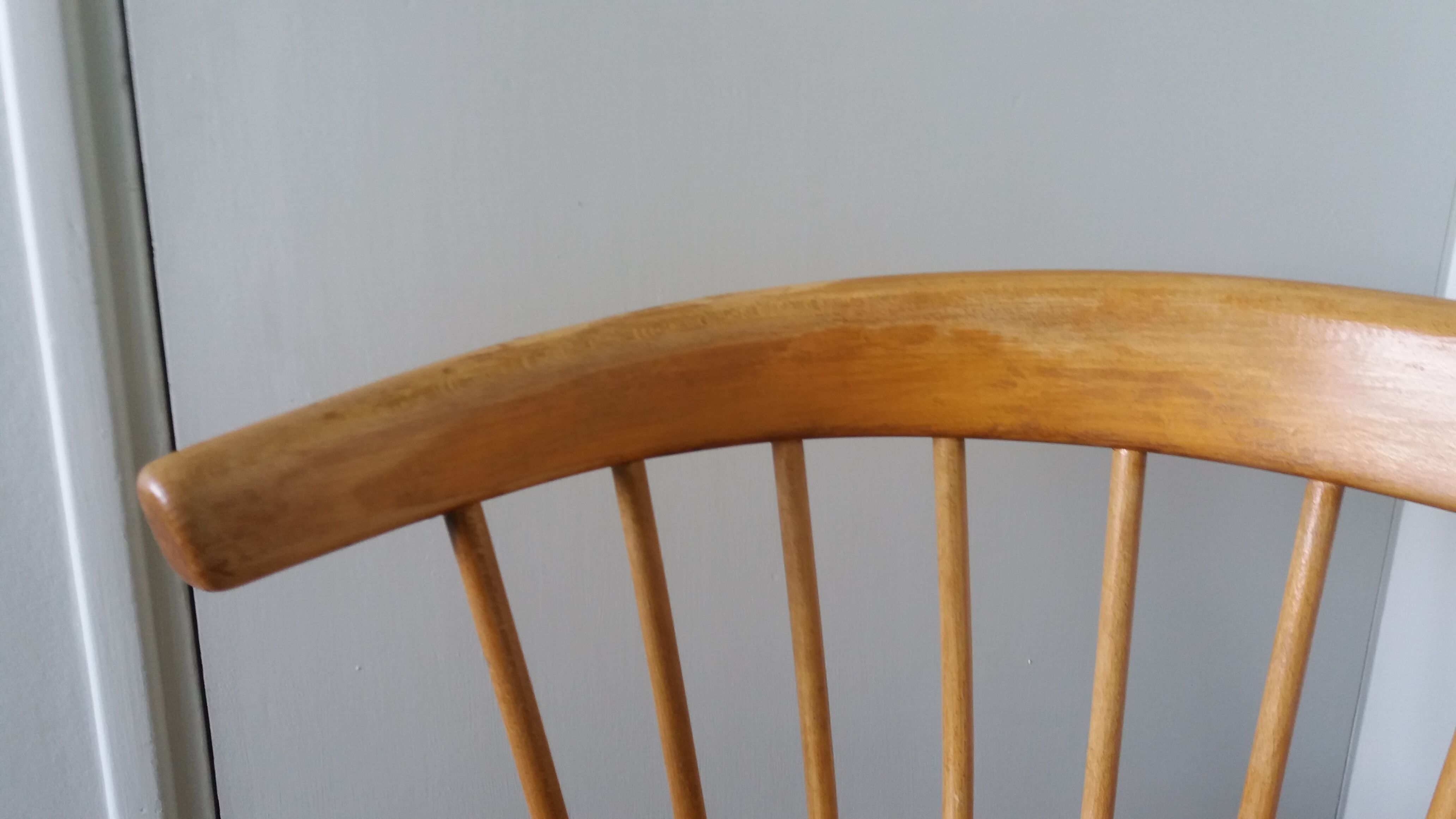 Fauteuil en bois, pieds compas, style scandinave, Baumann ou Thonet