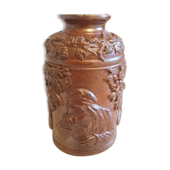 Decorated sandstone tobacco pot