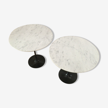 Pair of tulip tables by Eero Saarinen,  Knoll edition