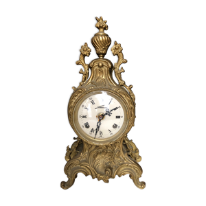 Cartel table style louis xv
