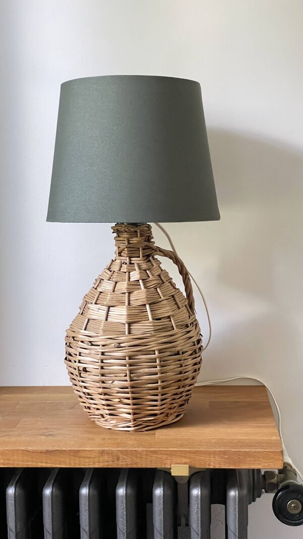 Lampe Dame Jeanne rotin vintage