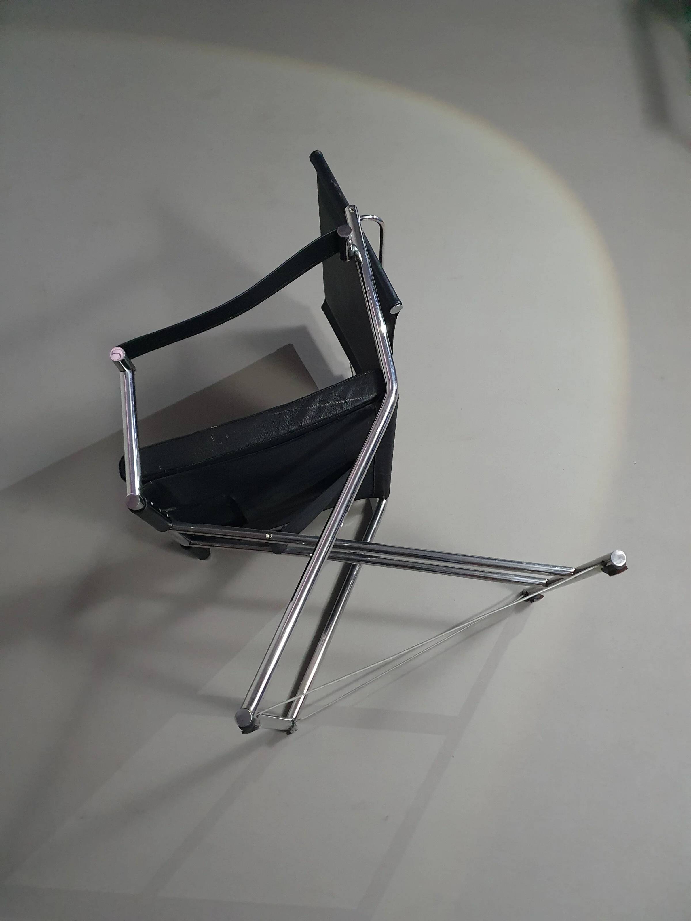 2 leather chrome folding chairs