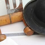 Ancien porte-manteaux en bois
