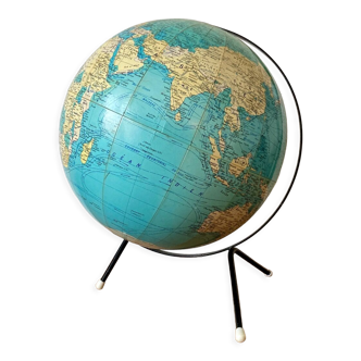 Girard and Barrère terrestrial globe