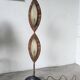 Lampadaire bronze et corde 1970