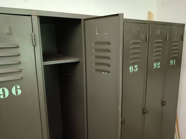 Vestiaire industriel métal gris 6 portes