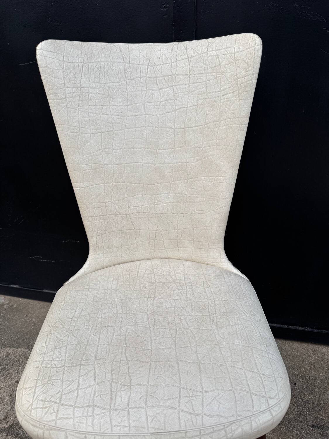 Baumann Essor chairs from the 1960s