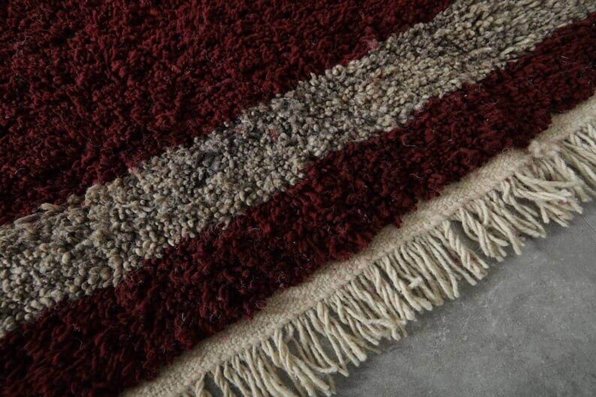 Beni Ourain rug made of hand-woven wool, size 2/3 m.