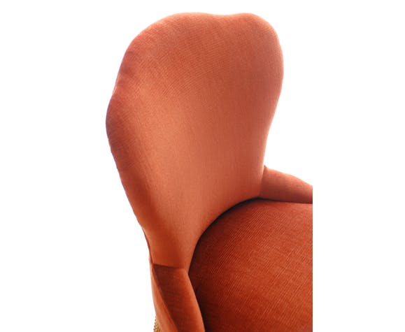 Toad in 60s/70s velvet Chair