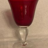 6 red bubbled puffed glasses on foot