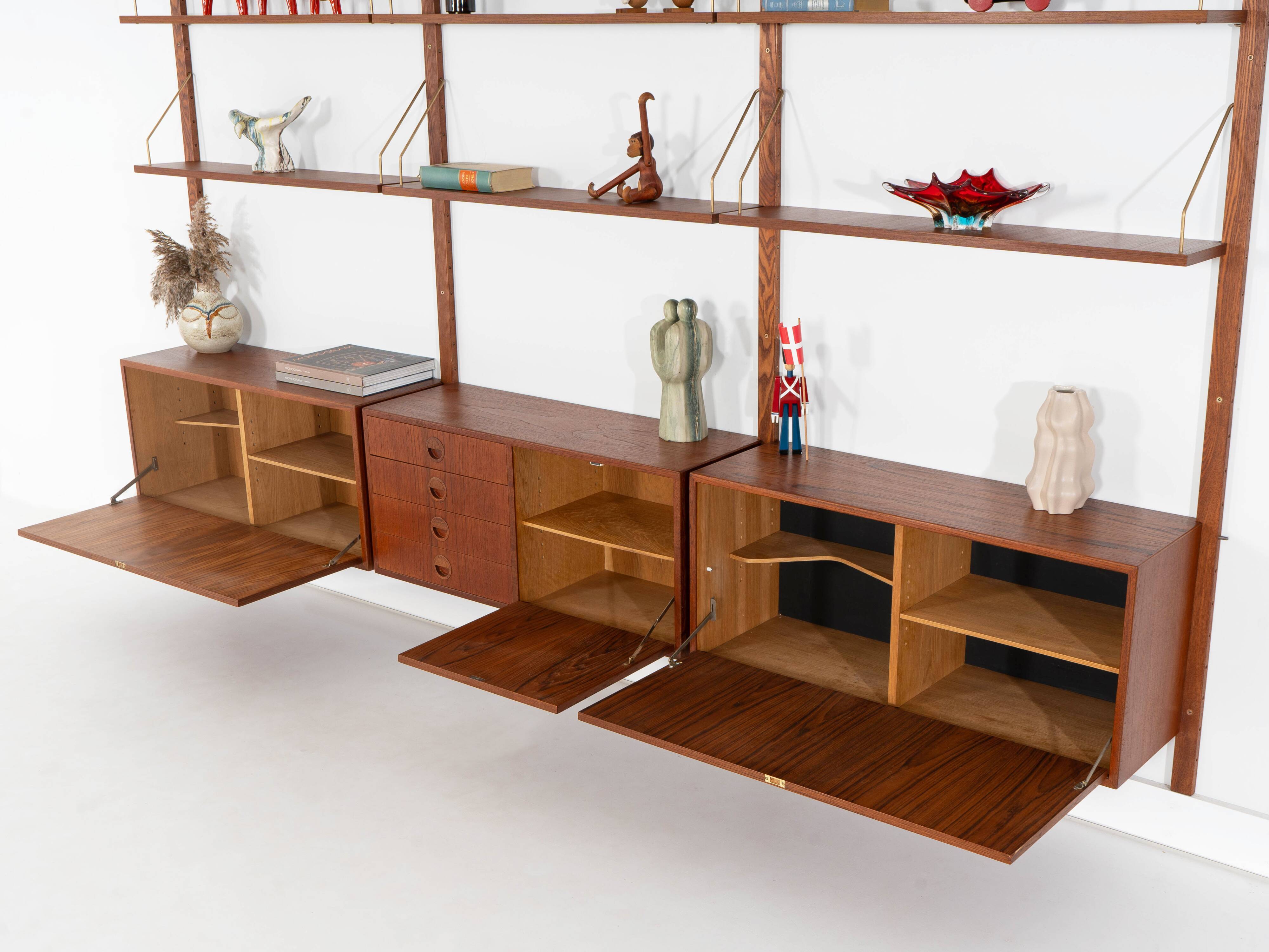 Teak modular shelving unit, Danish design, 1960s, designed by Rud Thygesen