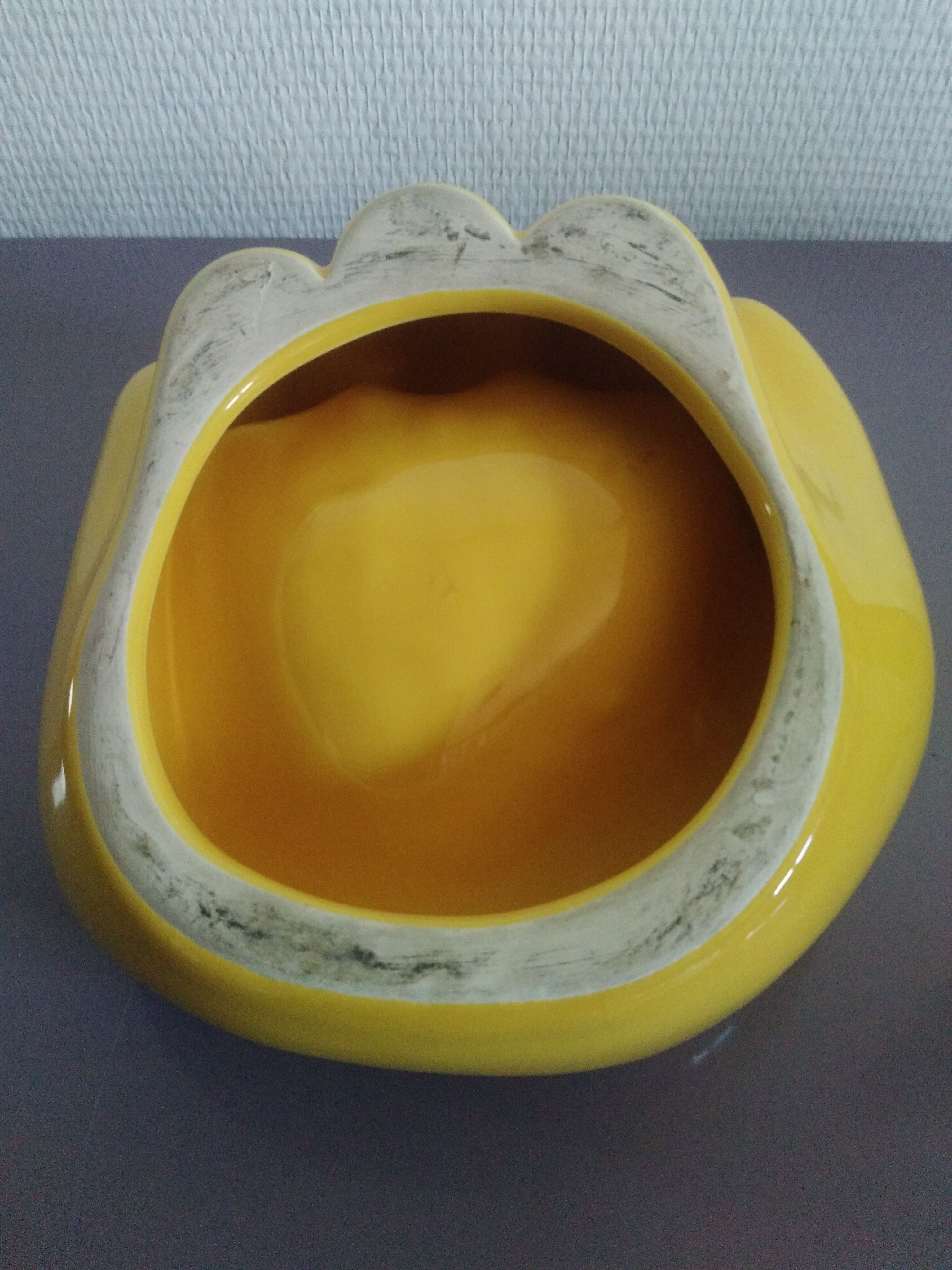 Hand shaped trinket bowl of Dig Jouve