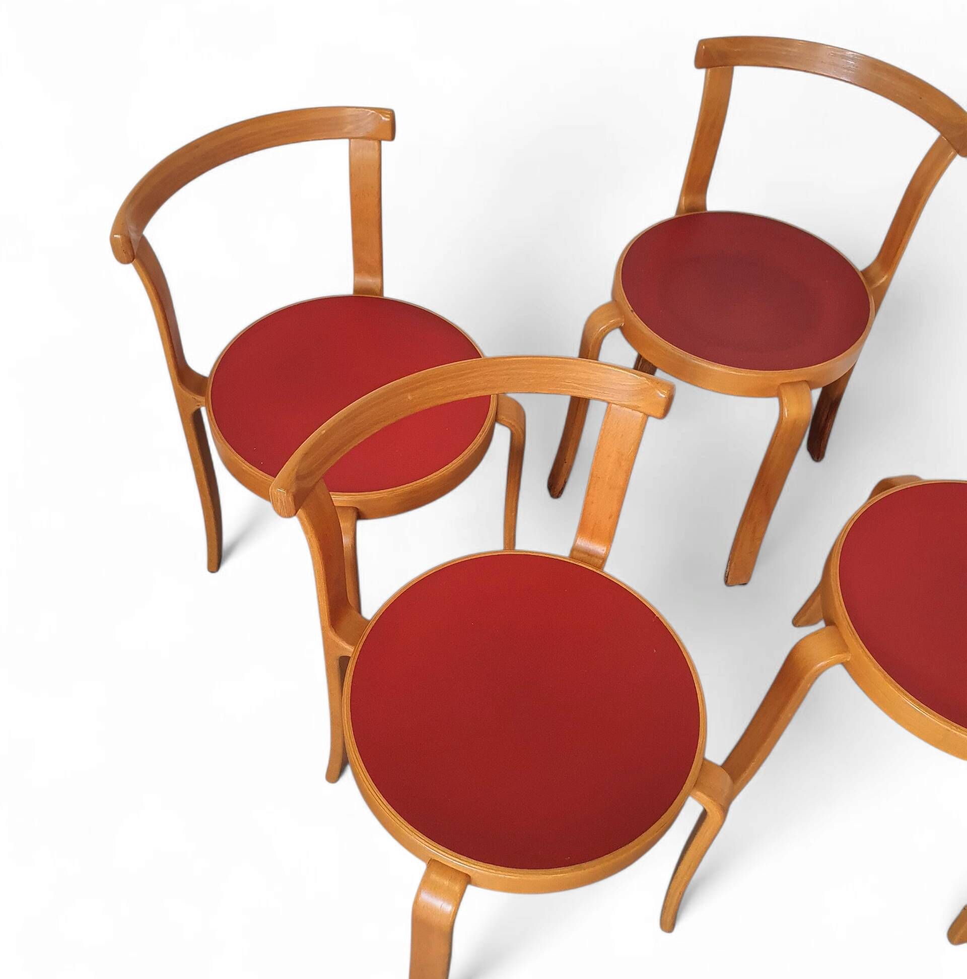 Set of 4 Danish Magnus Olesen Series 8000 Dining Chairs by Thygesen & Soren