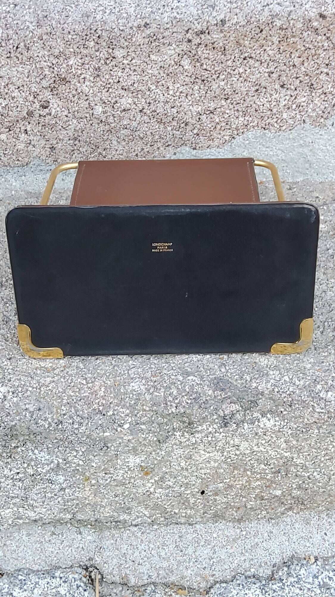 Letter holder in Havana leather and gold metal Longchamp from the 70s