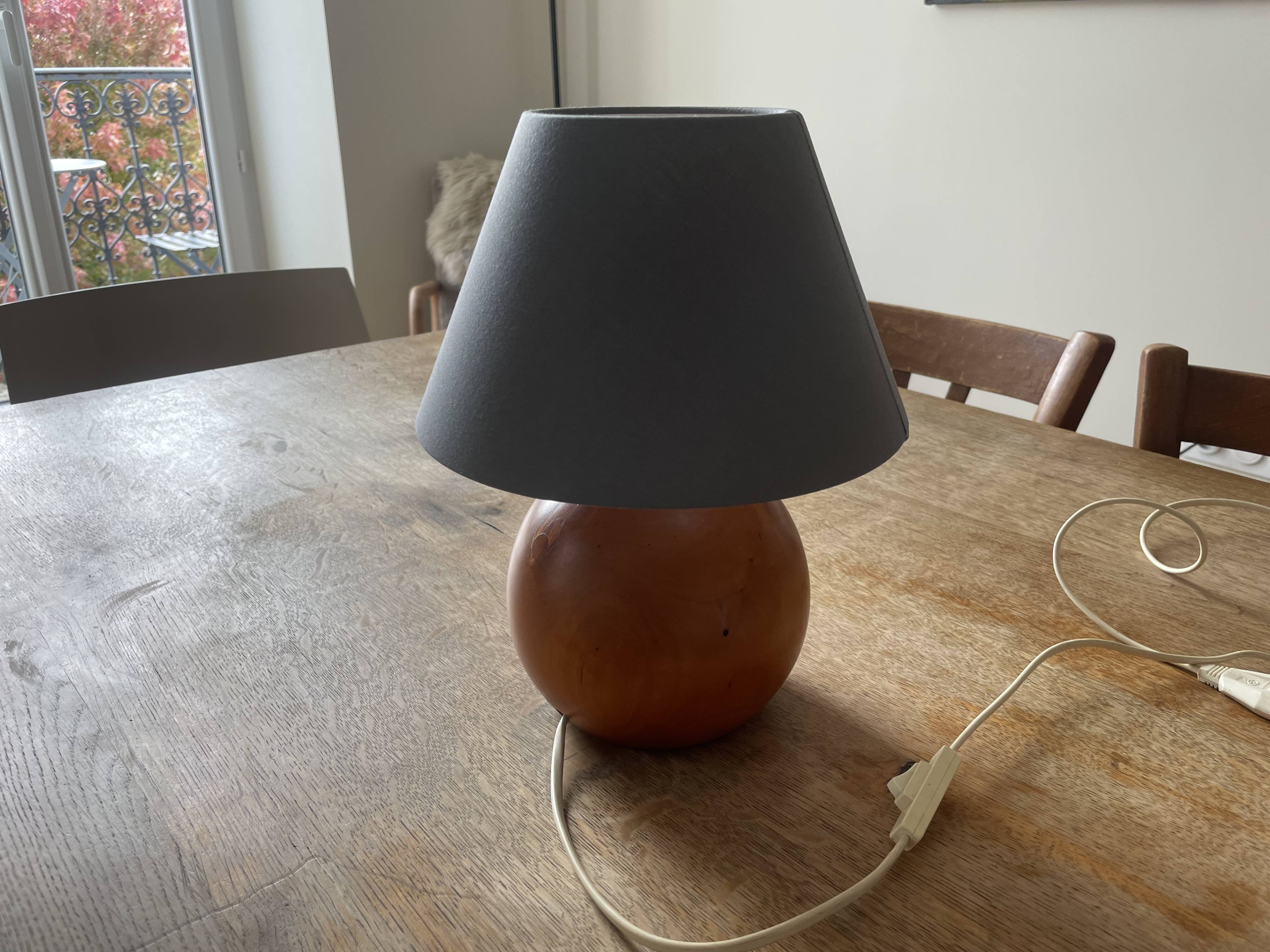 Wooden ball lamp