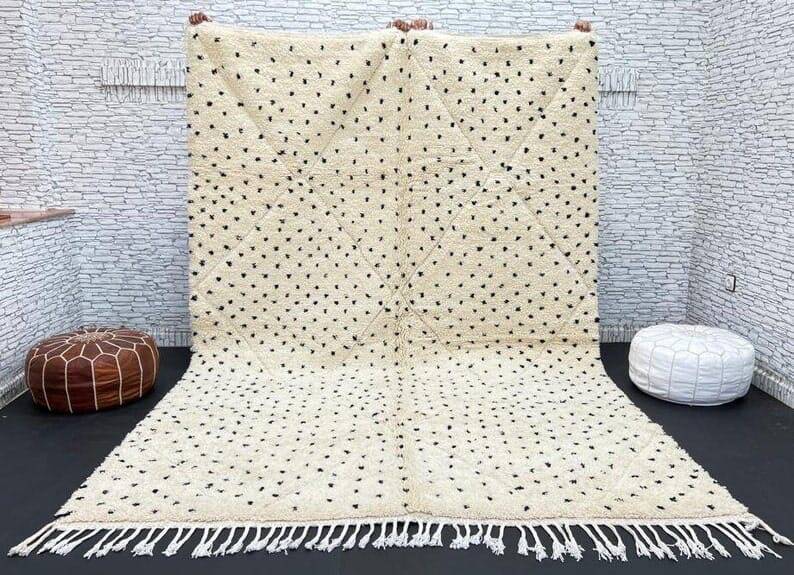 Handmade pure wool Berber rug size 250 x 250 cm