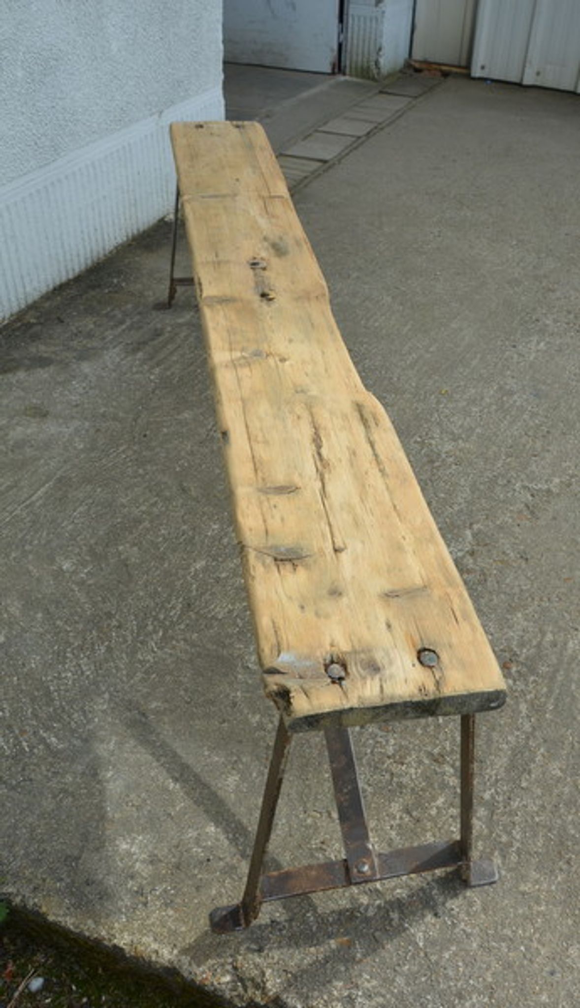 Farm old bench