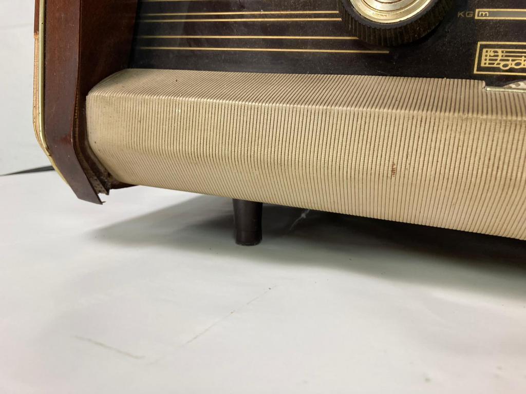 Vintage radio Philips, not working