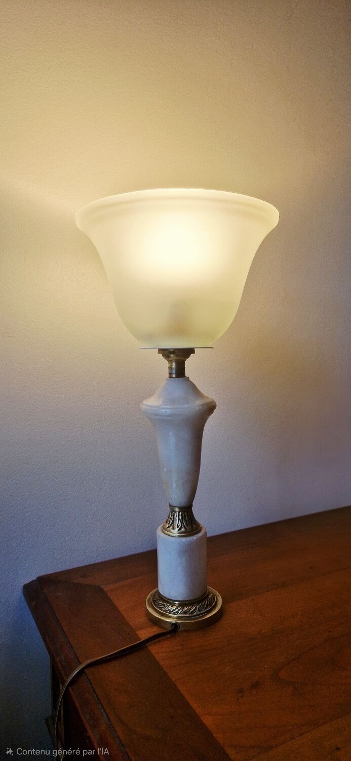 Neo-Empire style table lamp in alabaster and brass - V-shaped tulip shade