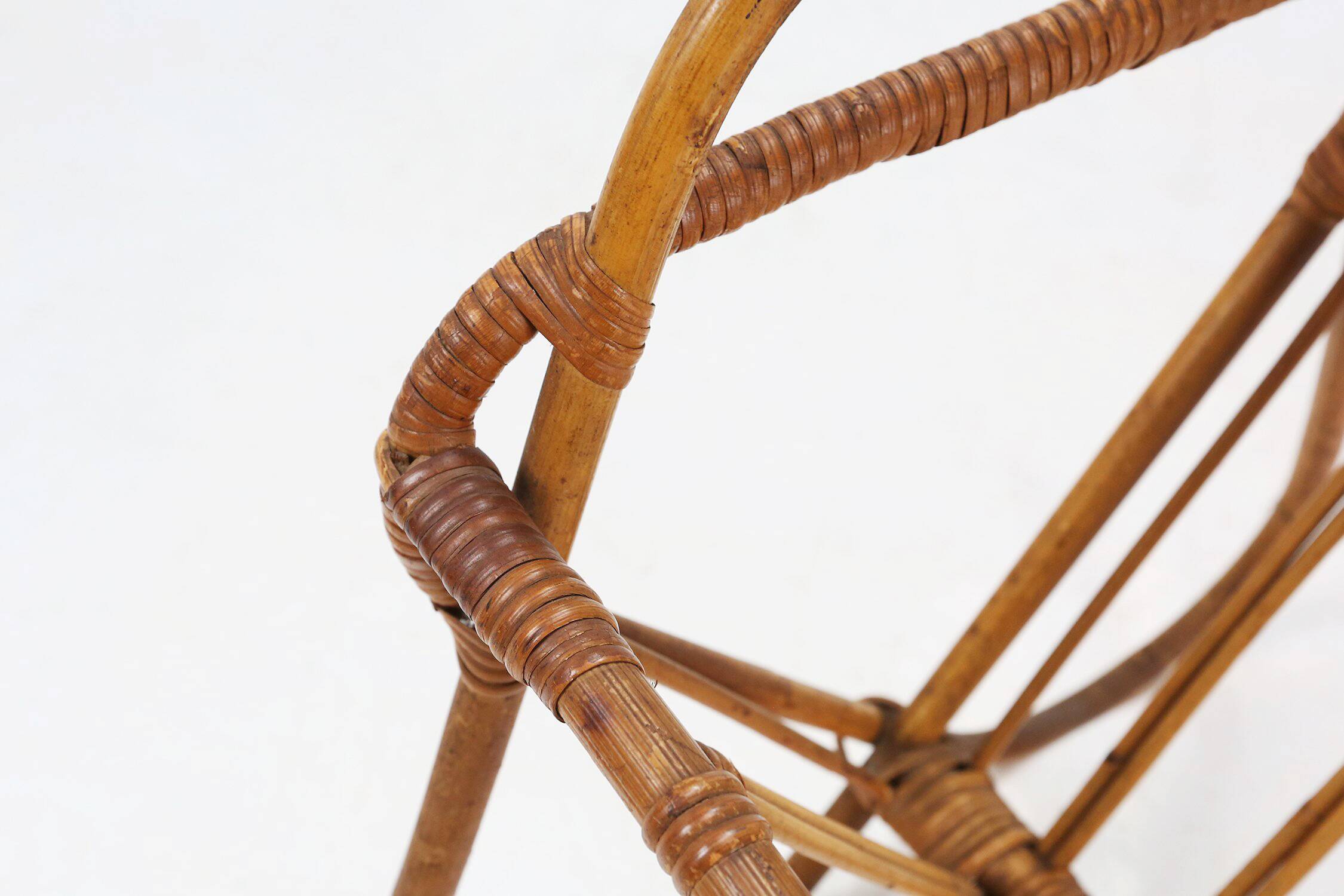 French Vintage fifties rattan magazine rack