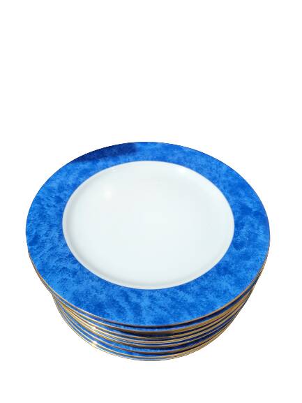 Set of 12 plates