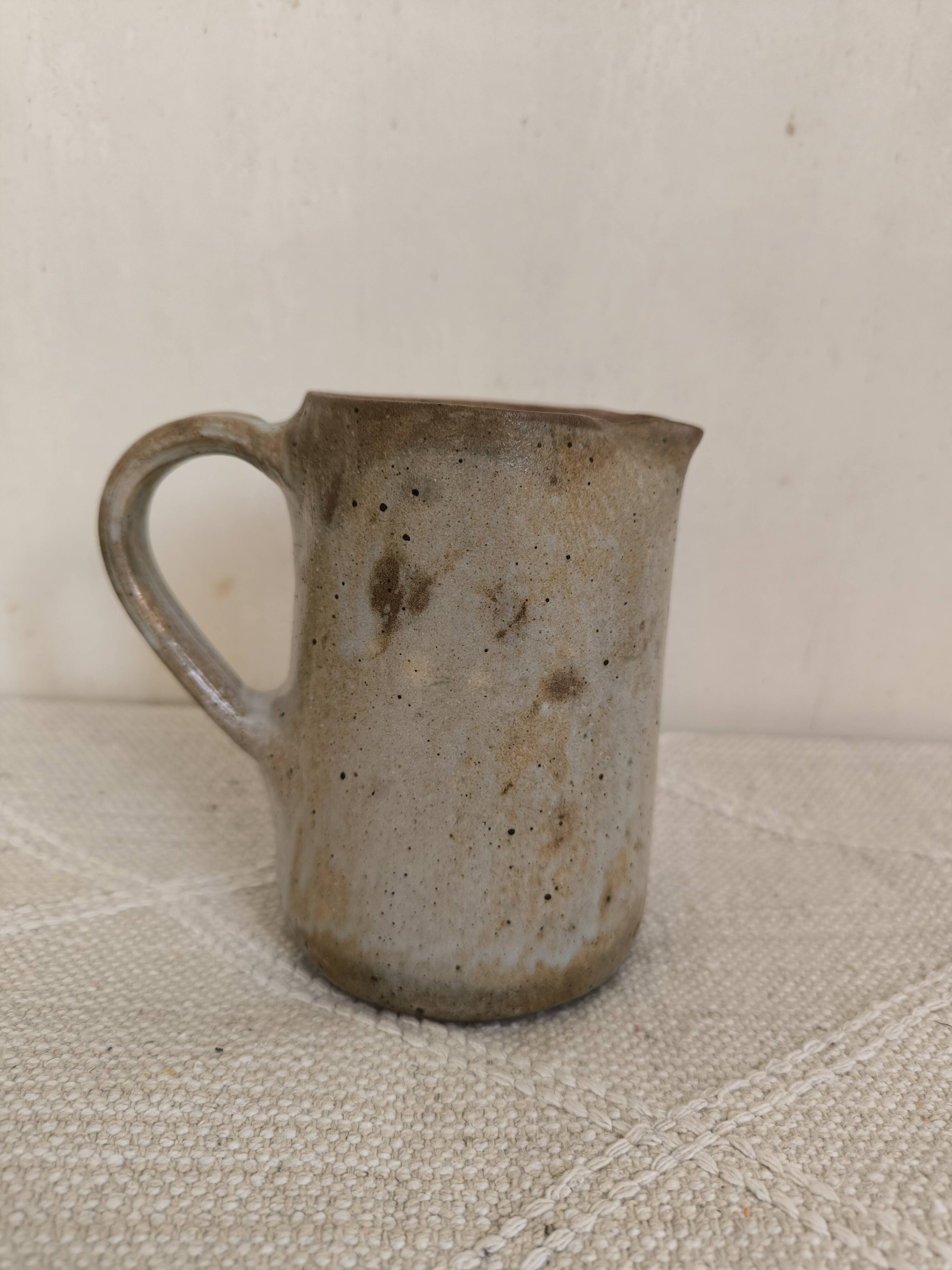 Pichet, pot à lait vintage en grès