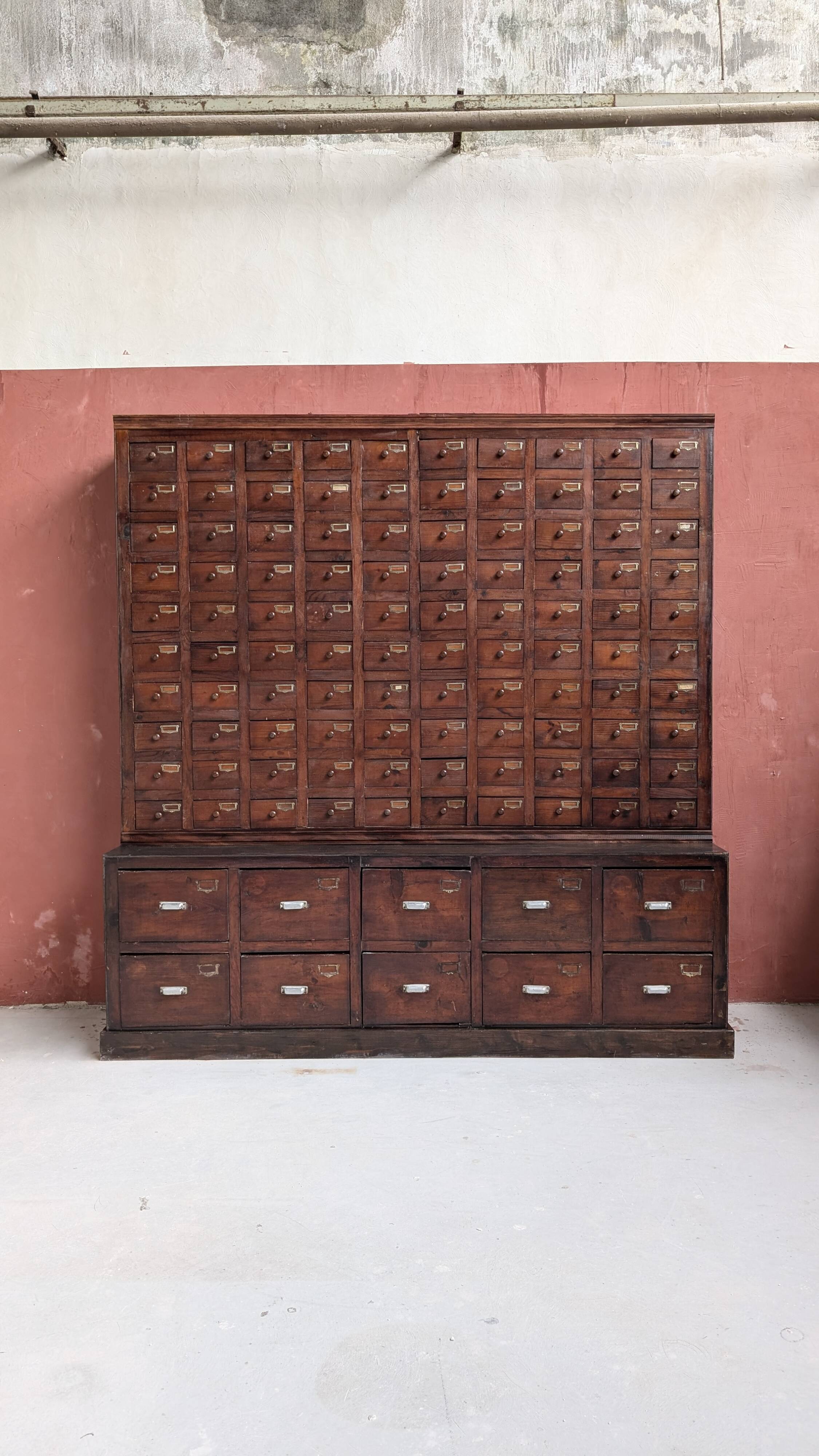 Grainetier, antique trade furniture
