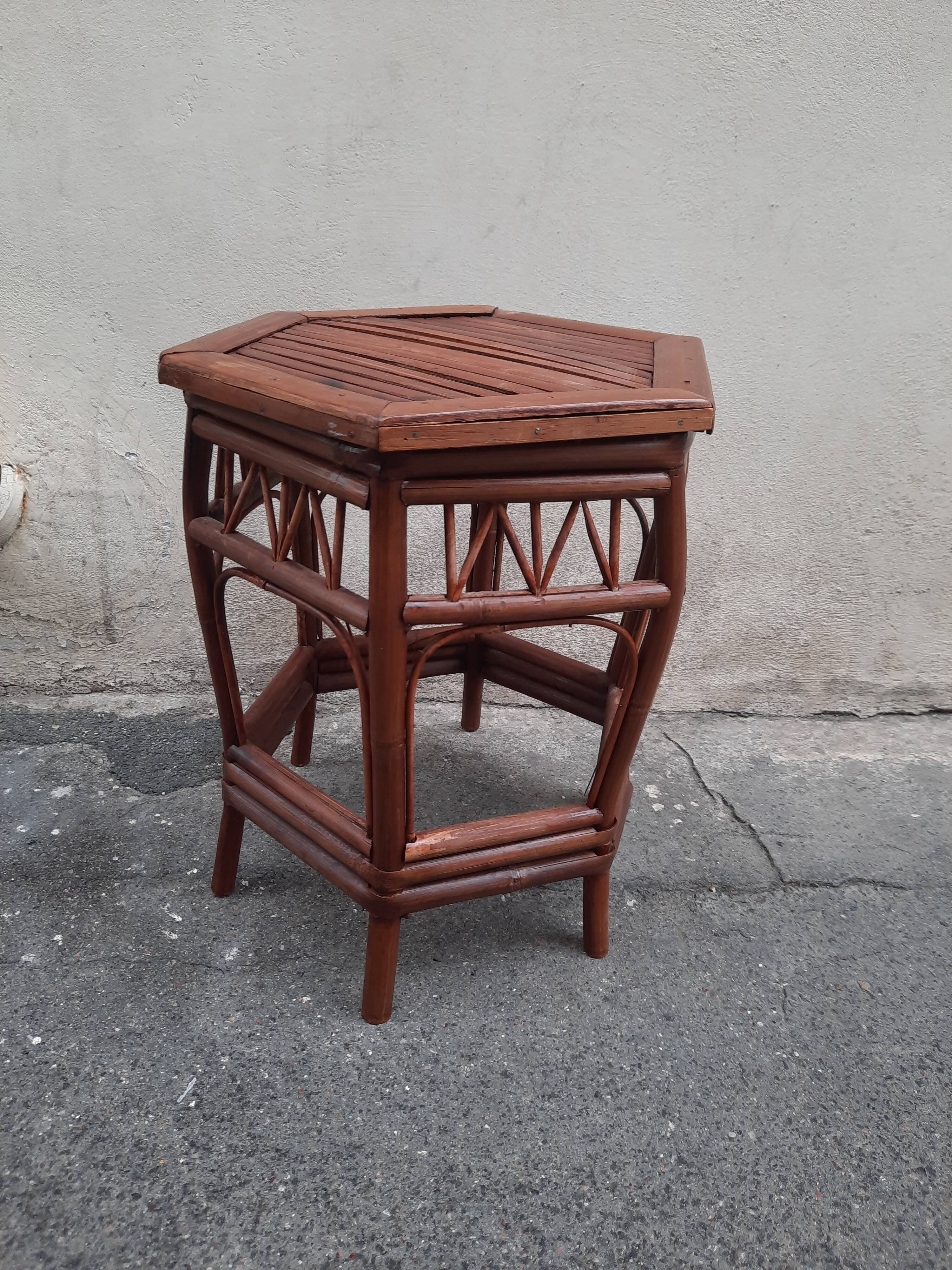 Table d'appoint en bambou
