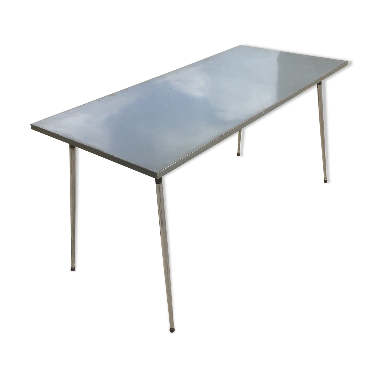 Iron table